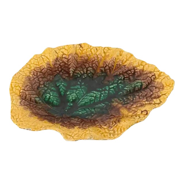 Exceptional Early 19th Century English Majolica Begonia Leaf Plate, Signed For Sale