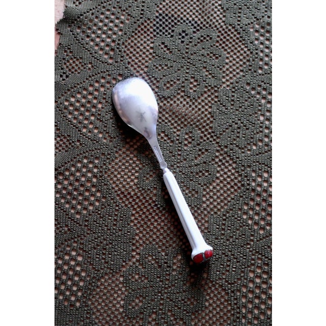 1970s Boho Chic Denby Regency Jewel White flatware 1 serving spoon For Sale - Image 4 of 17
