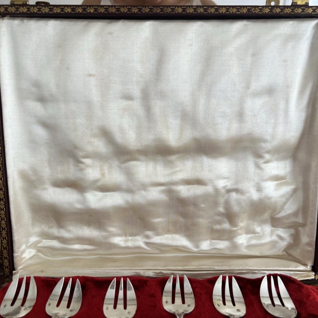 Antique Louis XV Style Oyster Forks in Silver, 1890s, Set of 12 For Sale - Image 17 of 18