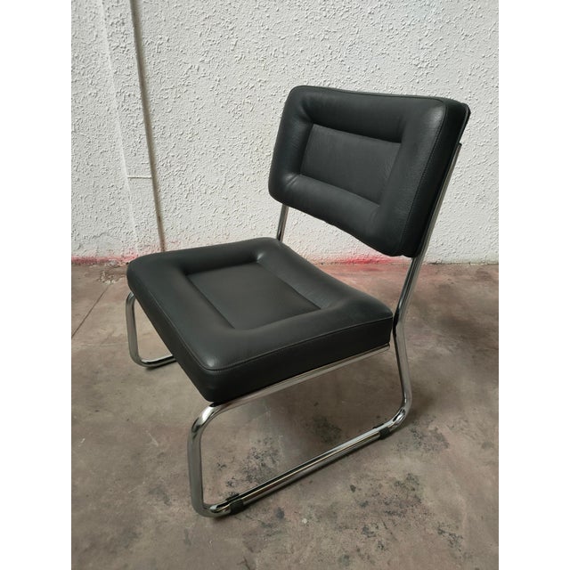 Mid-Century Leather Table & Chairs, Spain, 1980, Set of 5, in Flawless conditions. Designed 1980 to 1989