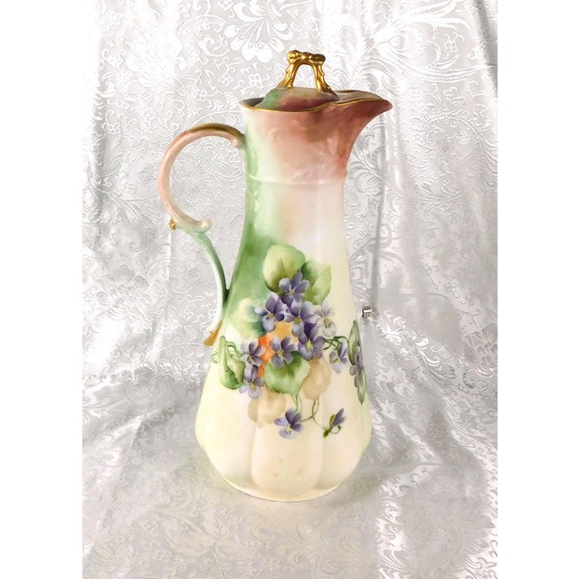 1940s Contemporary Unmarked Tall Slender Green Chocolate Pot With Purple Flowers For Sale - Image 4 of 10