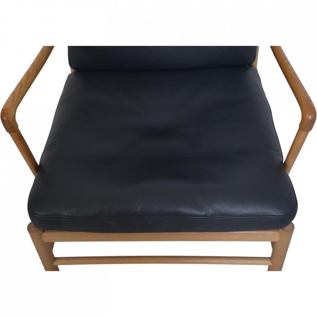 Colonial Chair in Ash and Black Leather from Ole Wanscher, 1990s For Sale - Image 4 of 13