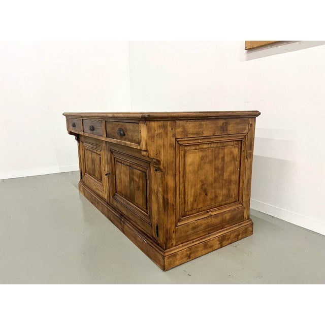 Oak and Pine Trading Counter, 1900s For Sale - Image 16 of 18