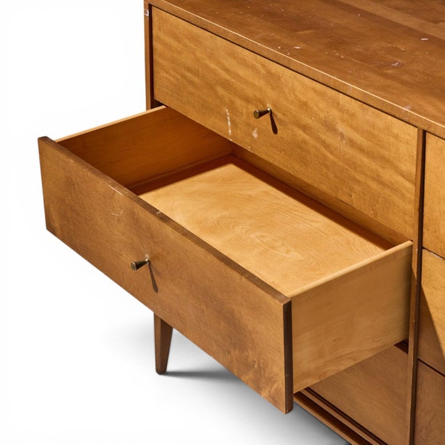 Paul McCobb for Planner Group Mid Century Lowboy Dresser For Sale In Chicago - Image 6 of 7