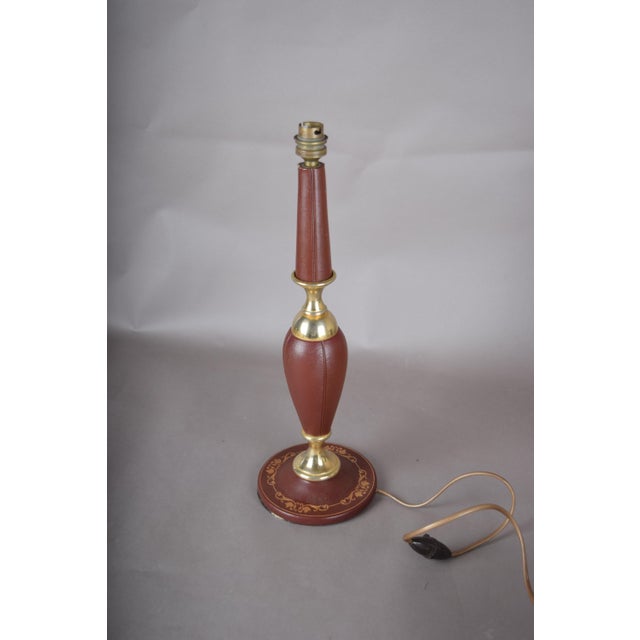 Gold Burgundy Stitched Leather Baluster Table Lamp with Gilt-Tooled Base, 1950s For Sale - Image 8 of 8