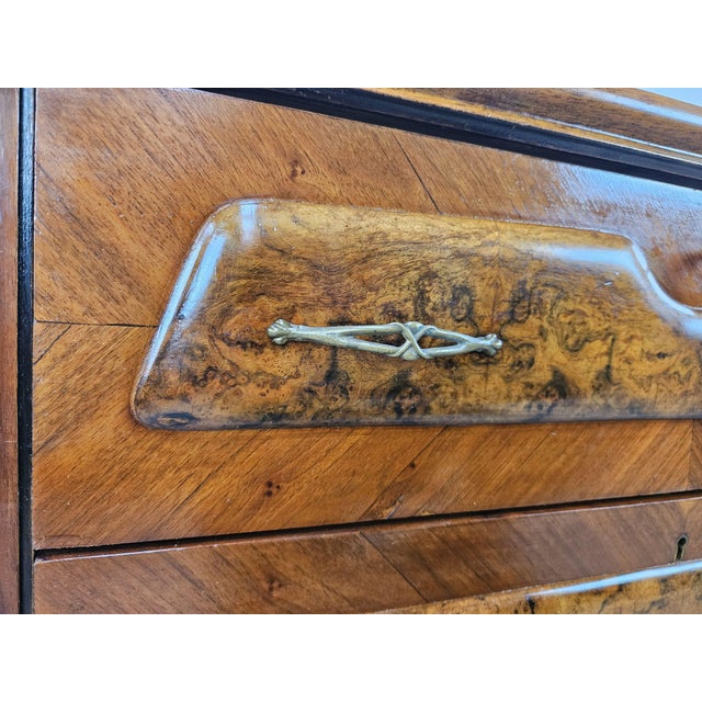 Mid-Century Walnut Chest of Drawers with Glass Top, 1950 For Sale - Image 15 of 18