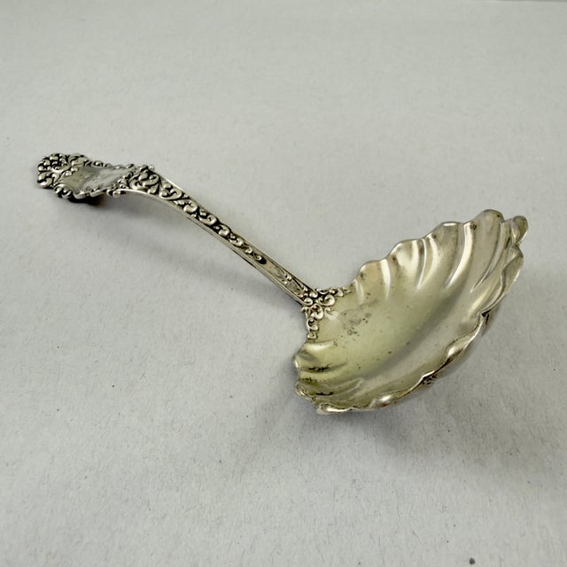 American 1890s Wallace Watson Sterling Silver Victoria Pattern Sauce Ladle For Sale - Image 3 of 10