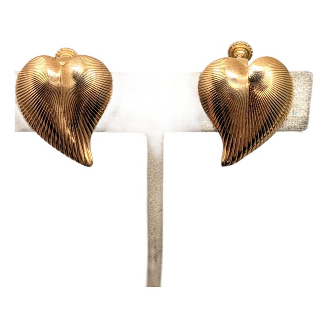 Vintage 1982 Signed Napier Goldtone Ribbed Heart Clip Earrings-2 Pieces For Sale