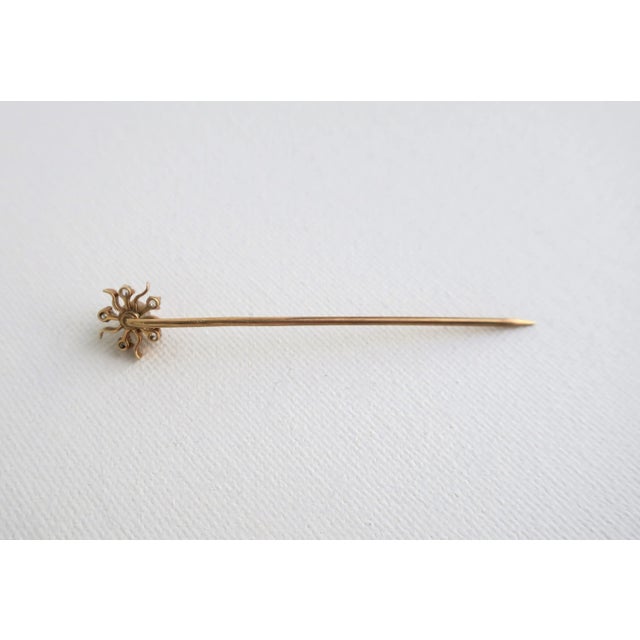 Antique Pearl Diamonds and Gold Stick Pin Brooch For Sale In New York - Image 6 of 6