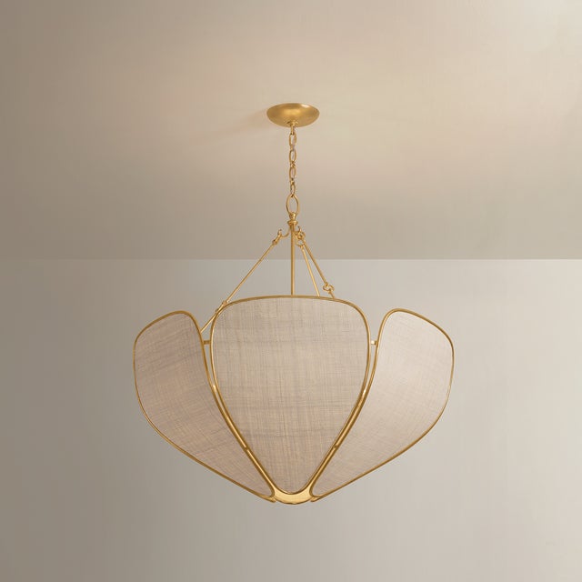 Inspired by Art Nouveau designs, the Bayville family uses natural materials to create flowing botanical silhouettes. The...