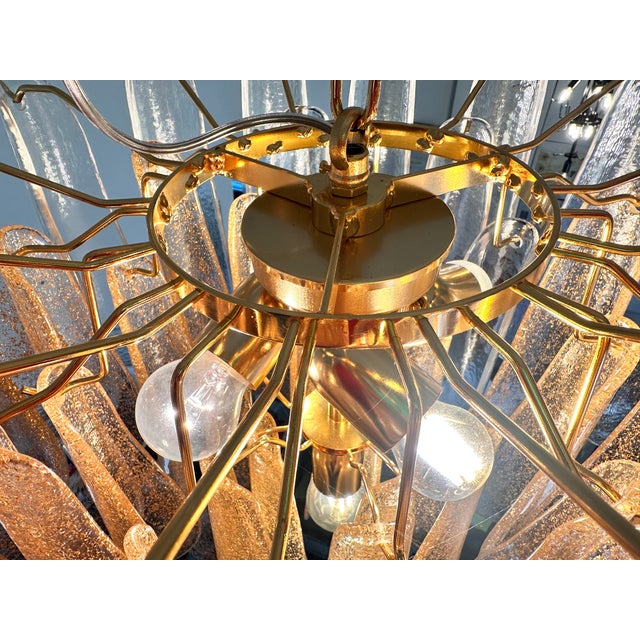 Glass Contemporary Clear and Gold “Petali-Selle” Murano Glass Chandelier in Mazzega Style For Sale - Image 7 of 8
