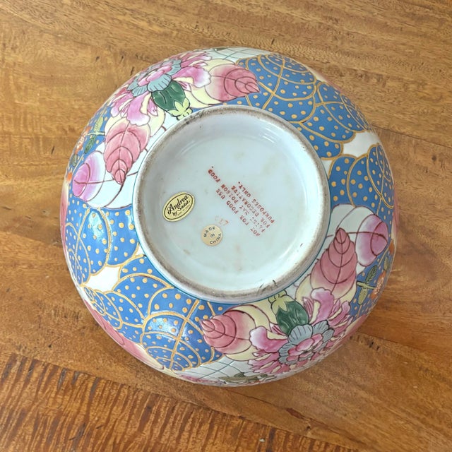 Large Porcelain Tobacco Leaf Bowl For Sale - Image 10 of 11