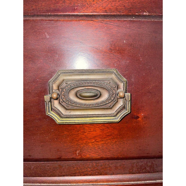 Transitional Mid 20th Century Continental Furniture Company Mahogany Serpentine Chest of Drawers — Classic Curved Front Design For Sale - Image 3 of 13