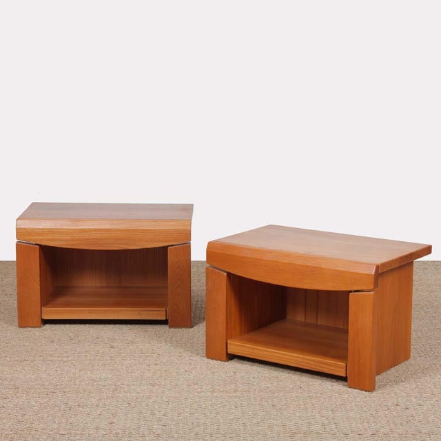 Brown French Elm Bedside Tables, 1980s, Set of 2 For Sale - Image 8 of 8