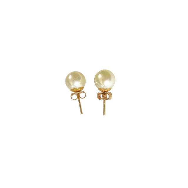 Mid-Century Modern Vintage 18k Yellow Gold Pearl Stud Earrings For Sale - Image 3 of 8