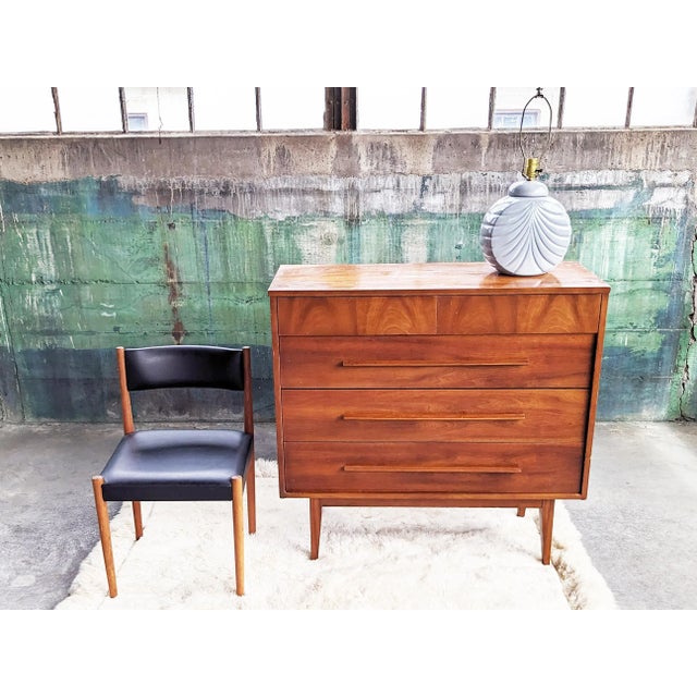 1960s Mid Century Dresser, 4 Drawers, Tapered Danish Legs For Sale - Image 4 of 7