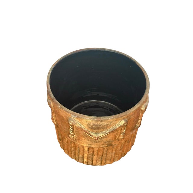 Vintage 1970s Tromp l'Oeil Tasseled Gold Pottery Indoor/ Outdoor Planter -Made in Italy For Sale - Image 4 of 12