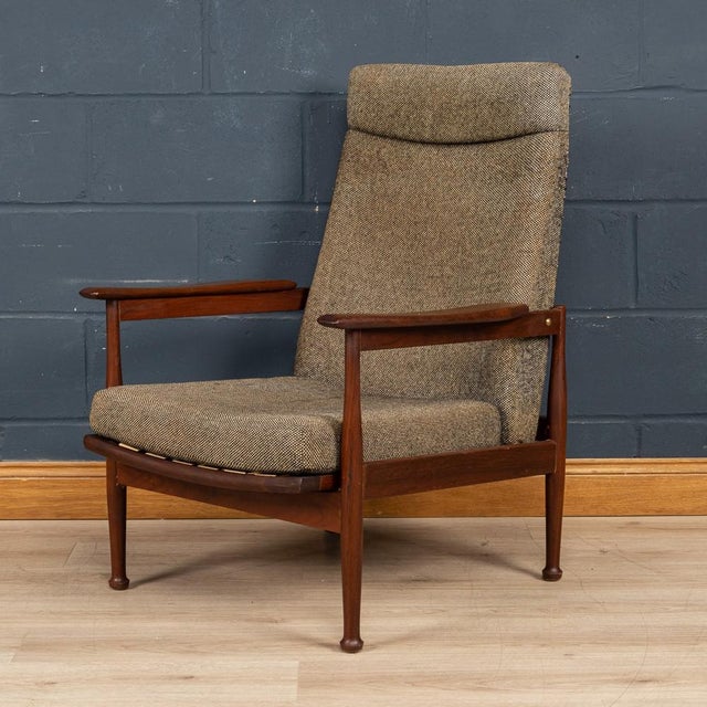 English Manhattan Reclining Armchair by Guy Rogers, 1960s For Sale - Image 3 of 18