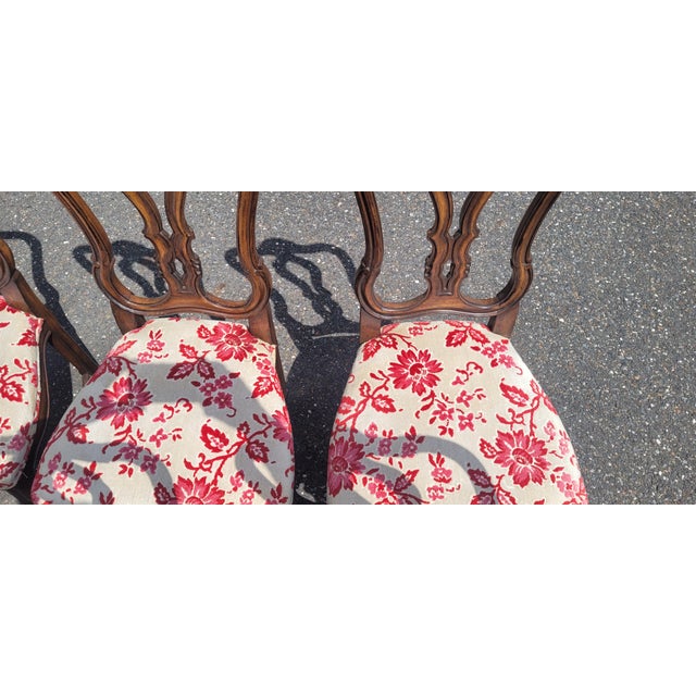 Rustic European Exquisite Set of 8 Shell Carved 1940s French Dining Chairs For Sale - Image 3 of 17