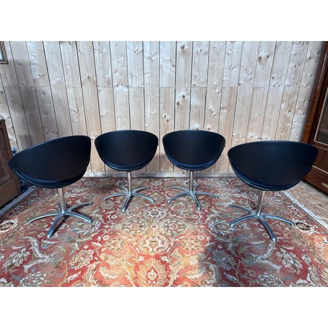 Set of 4 Swivel Shell Chairs 1980 Karisma Leather & Chrome Metal For Sale - Image 4 of 9