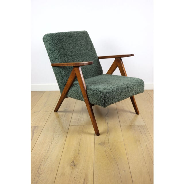 Vintage B-310 VAR Lounge Chair in Green Olive Bouclé Lamb, 1970s For Sale - Image 12 of 13