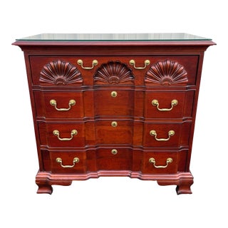 1990s Pennsylvania House Cherry Blockfront Goddard Chest of Drawers With Protective Glass Top For Sale