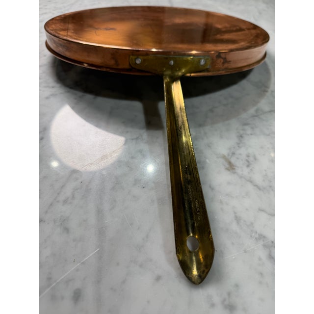 Vintage Italian Copper Crepe Pan With Brass Handle, Made in Italy For Sale - Image 4 of 5
