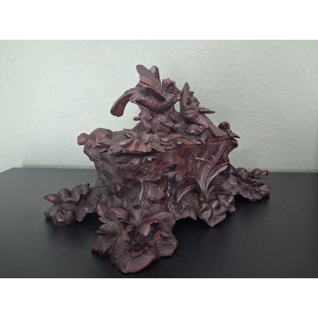 French Black Forest Jewelry Box with Birds and Vase Holder, 1950 For Sale - Image 3 of 17