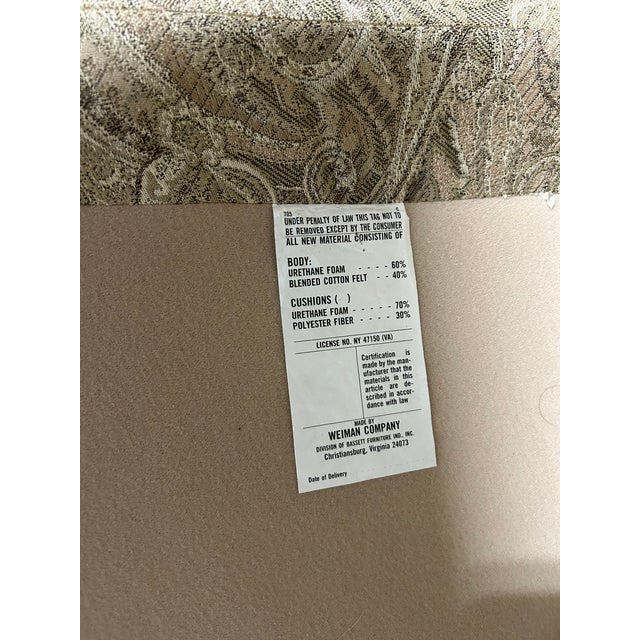 Late 20th Century Weiman Mid-Century Modern Curved Sectional For Sale In New York - Image 6 of 6