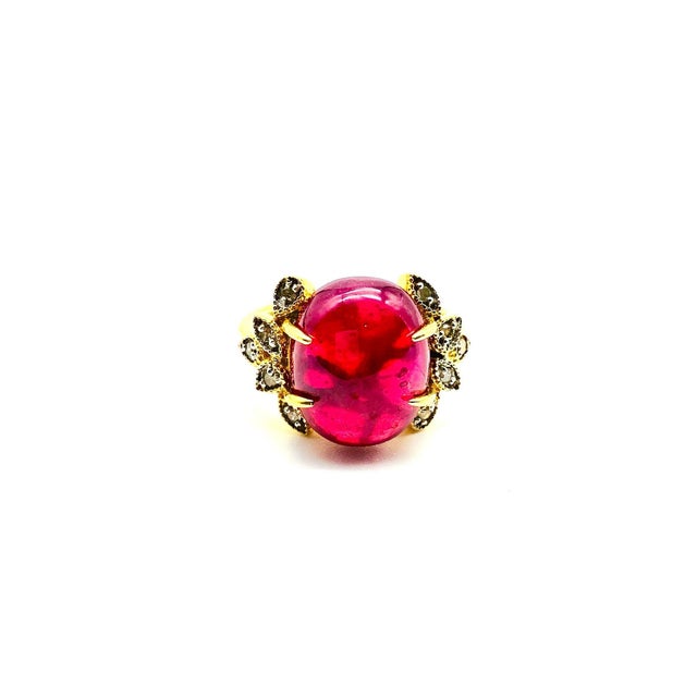 Gemstone Bochic "Orient" Vintage African Ruby & Diamond Ring Set In 18K Yellow Gold For Sale - Image 7 of 18