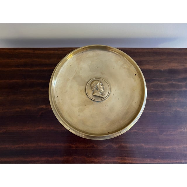 English 19th-Century Italian Grand Tour Brass Tazza With Classical Portrait Medallion For Sale - Image 3 of 7