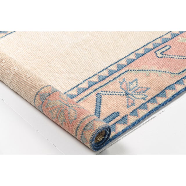 Ivory 1960s Farmhouse Hallway Rug For Sale - Image 8 of 10