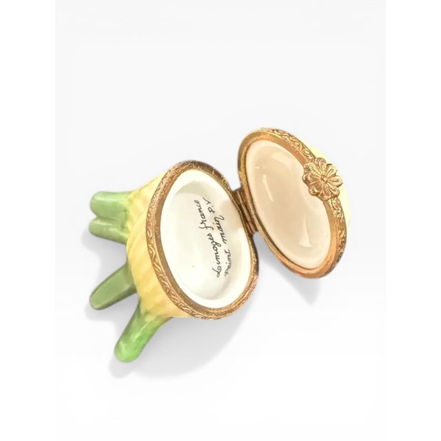 Limoges, France Late 20th Century Authentic Limoges France Peint Main Hand-Painted Porcelain Anise Trinket Box For Sale - Image 4 of 6