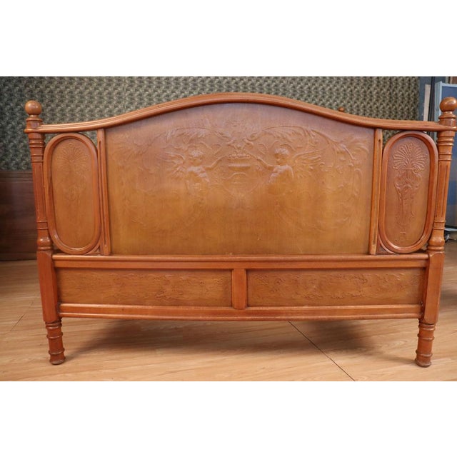 Art Nouveau Bentwood Bed by Jacob & Josef Kohn for Thonet, 1904 For Sale - Image 6 of 9