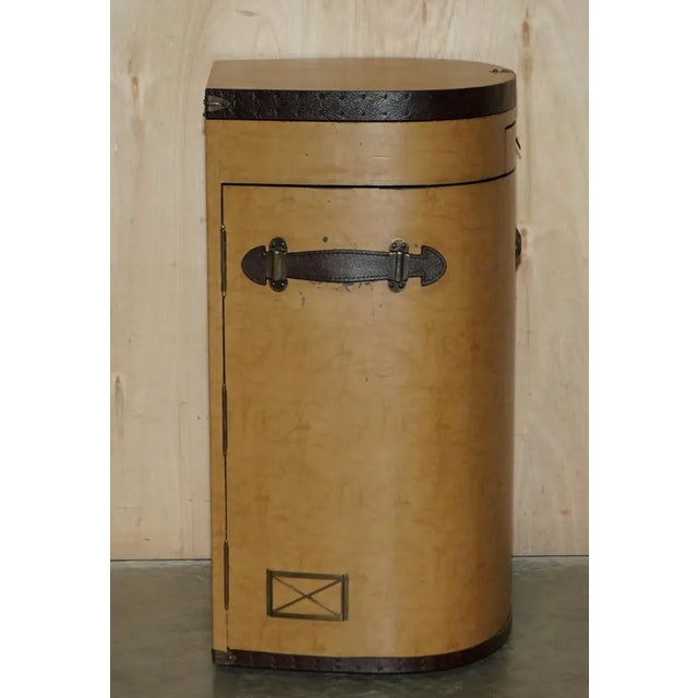 Starbay Marie Galante Makeup Travel Luggage Dressing Table & Brown Leather Chair For Sale In New York - Image 6 of 18