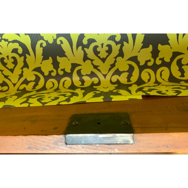 Brown Mid 19th Century Canadian Pine 3 Drawer Dresser For Sale - Image 8 of 14