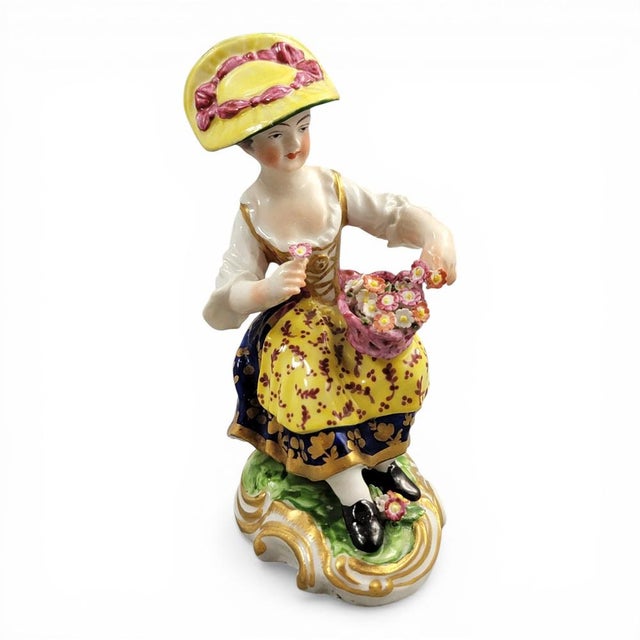 Porcelain Model No. 8 Figure of Flower Seller from Derby, Late 18th Century For Sale - Image 10 of 10