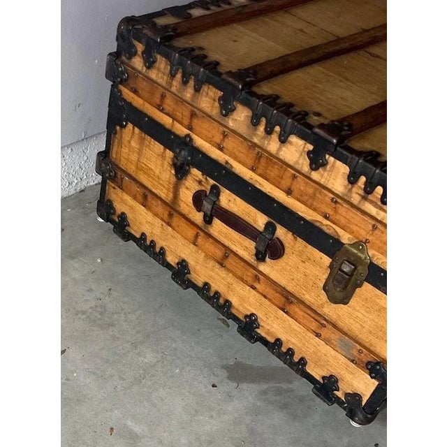 Brown 19thc Steamer Trunk / Coffee Table Trunk For Sale - Image 8 of 8