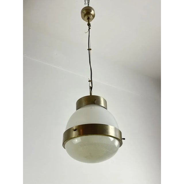 Delta Mid-Century model chandelier by Sergio Mazza for Artemide 1960s Rosone, stem, lamp body and wing in opaque nickelto...