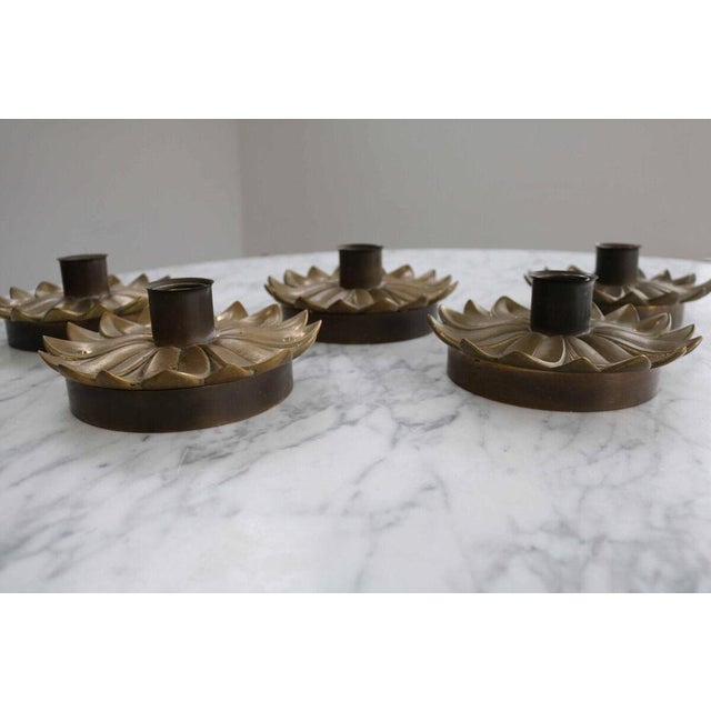 Hollywood Regency Brass Flower Wall Lamp, 1960s For Sale - Image 4 of 15