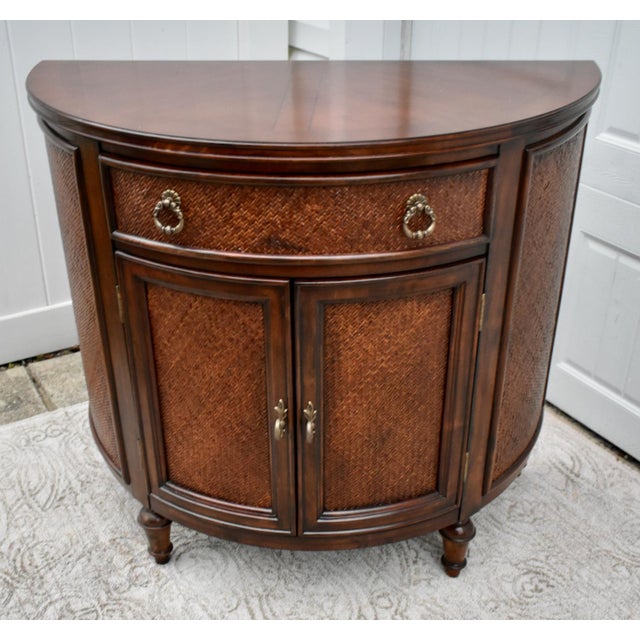 1990s Vintage Thomasville Inlaid Mahogany Tommy Bahama Style Demi Lune Cabinet For Sale - Image 5 of 11