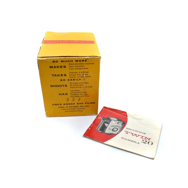 Black Mid 20th Century Kodak Brownie Twin 20 Camera With Original Box & Manual For Sale - Image 8 of 8