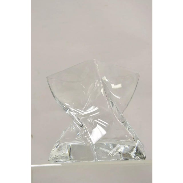 Modern Late 20th Century Konart Turkish Modern Abstract Twisted Glass Crystal Vase Centerpiece (A) For Sale - Image 3 of 11