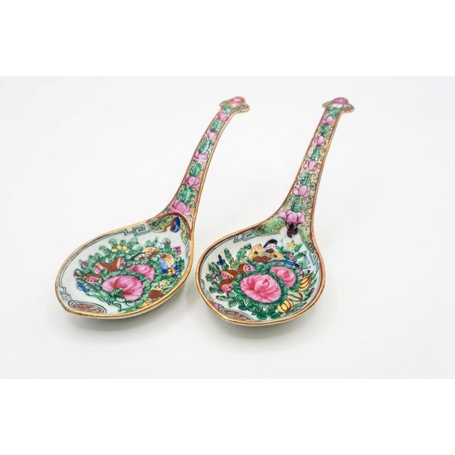 Ceramic Vintage Chinese Rose Medallion Porcelain Service: 3 Bowls & 2 Spoons - Early 20th Century For Sale - Image 7 of 7