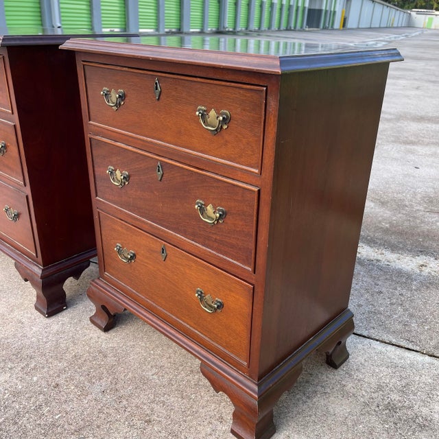 Wood Chippendale Style Mahogany Three 3 Drawer Nighstands by Craftique, Mid 20th Century, a Pair For Sale - Image 7 of 12