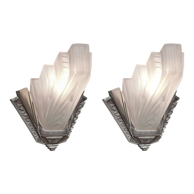 Pair of Petitot & Muller Freres French Art Deco Stepped Geometric Wall Sconces 1930s . 2 Pair Available For Sale