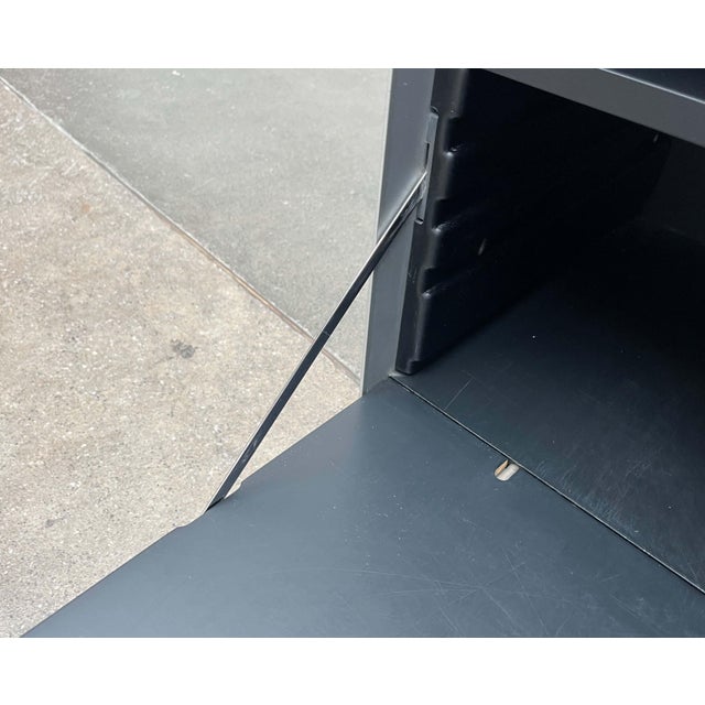 Mid-Century Modern Model 606 Wall Unit Container Cabinet by Dieter Rams for Vitsoe, 1950s For Sale - Image 9 of 18