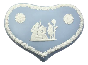 1970s Wedgwood Jasperware White of Light Pale Blue Heart Shaped Trinket Box