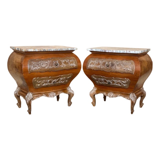 Early 20th Century Pair of Bombé Carved Nightstands with three Drawers and Marble Top, Mariano Garcia For Sale
