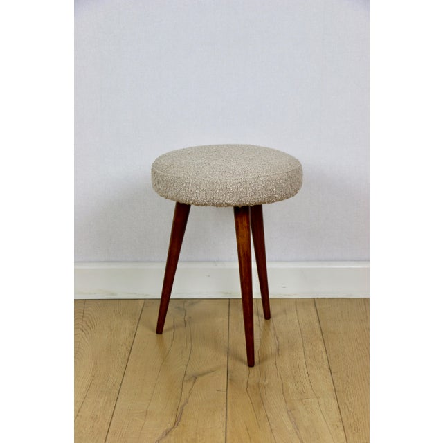 Textile Vintage Beige Boucle Stool from Homa, 1970s For Sale - Image 7 of 7